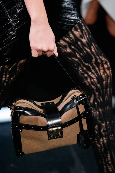 Look 73